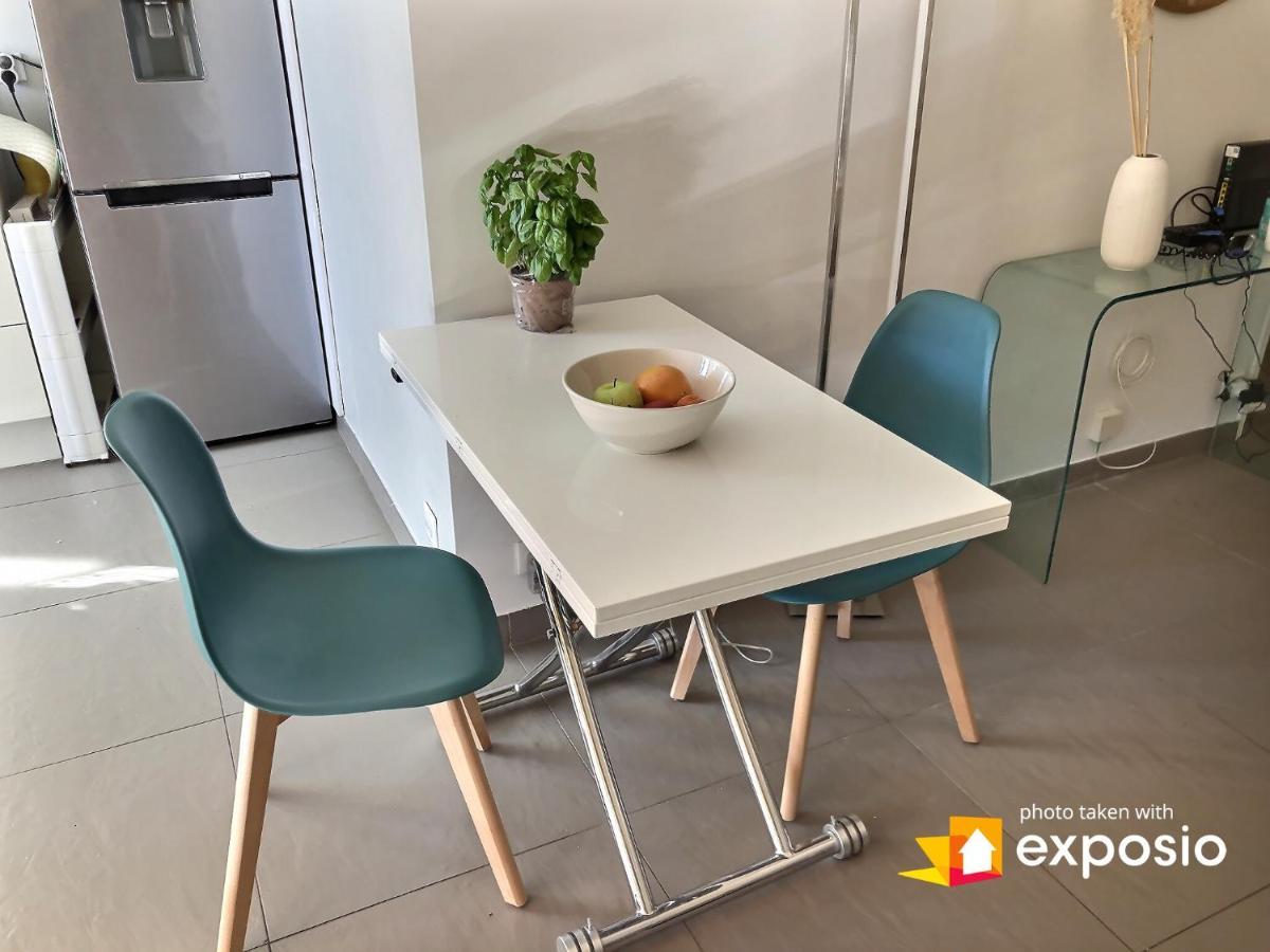 Le Pin Parasol A Cassis - Studio 3 Personnes By K6 المظهر الخارجي الصورة