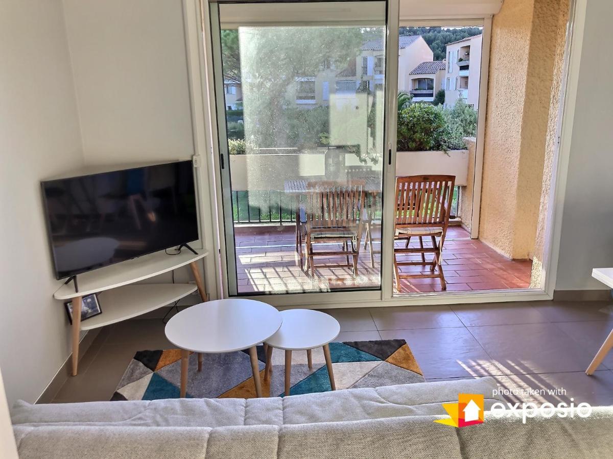 Le Pin Parasol A Cassis - Studio 3 Personnes By K6 المظهر الخارجي الصورة