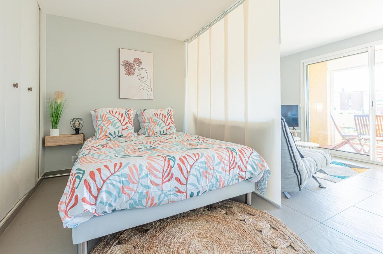 Le Pin Parasol A Cassis - Studio 3 Personnes By K6 المظهر الخارجي الصورة