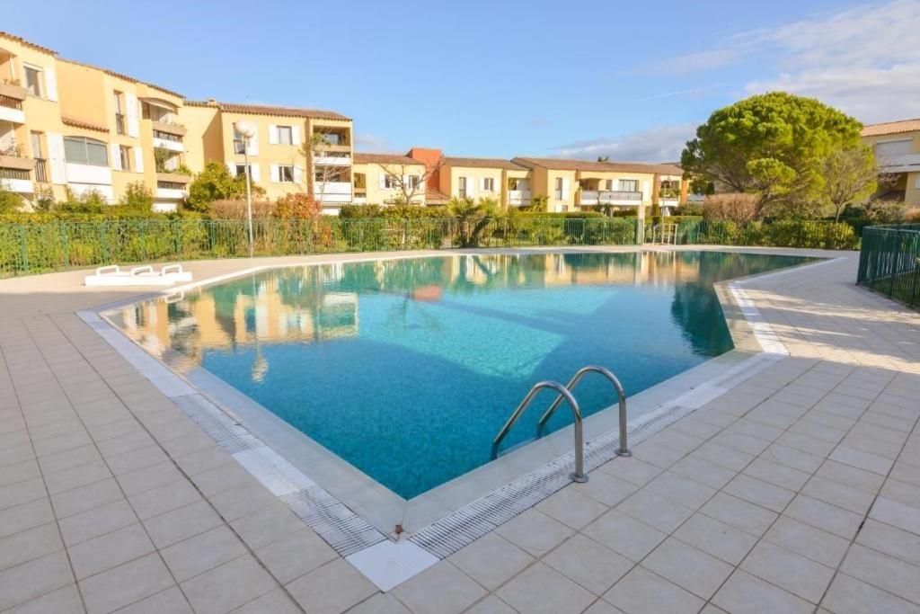 Le Pin Parasol A Cassis - Studio 3 Personnes By K6 المظهر الخارجي الصورة